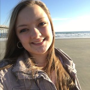 Meet your Posher, Mikayla